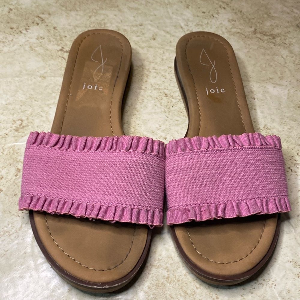 Joie pink ruffle sandals size 6.5